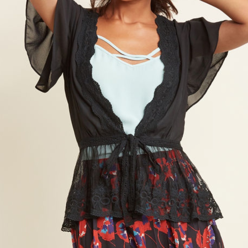 New Modcloth Short Sleeve Cardigan Sz Large Black